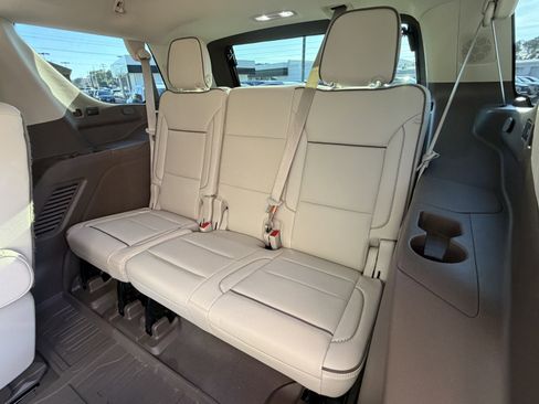 Certified 2022 GMC Yukon Denali w/ Denali Premium Package image 53