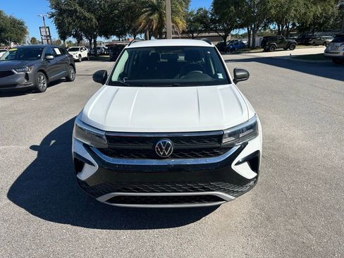 Used 2022 Volkswagen Taos S image 14