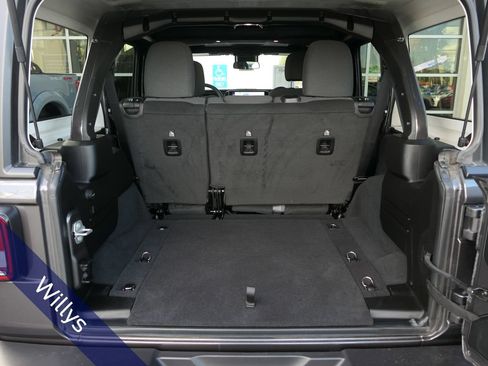 Used 2024 Jeep Wrangler Unlimited Sport AWD/4WD image 25