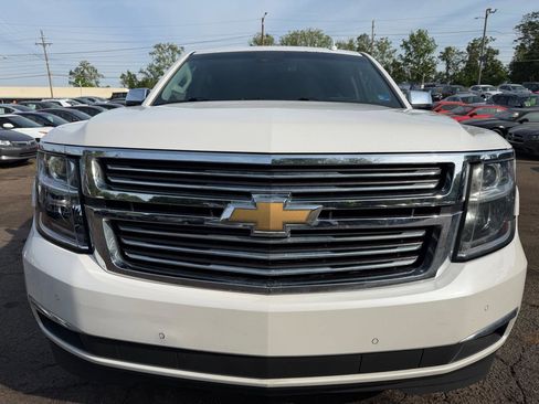 Used 2016 Chevrolet Suburban LTZ RWD image 2