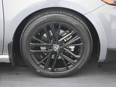 Used 2025 Toyota Camry SE FWD image 23