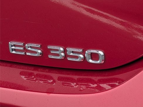 Certified 2023 Lexus ES 350 w/ Premium Package image 9