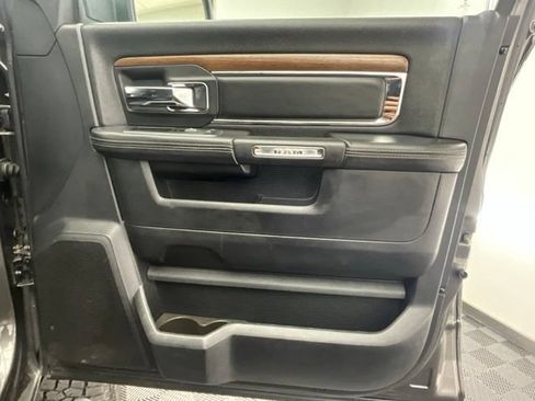 Used 2017 RAM 2500 Laramie w/ Sport Appearance Group AWD/4WD image 18