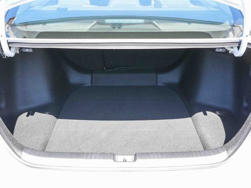 Certified 2025 Honda Accord SE image 30