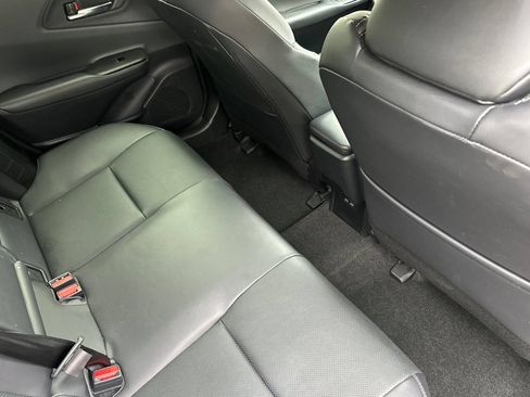Used 2026 Toyota Prius LE FWD image 17