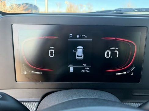 Used 2024 Kia Sportage LX image 17