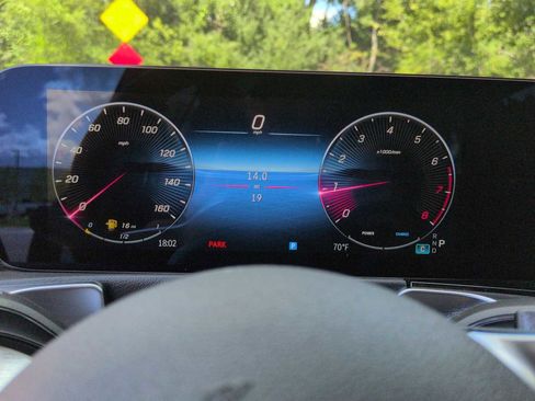 New 2026 Mercedes-Benz GLB 250 4MATIC image 33