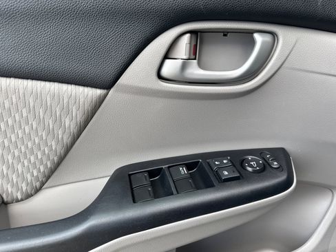 Used 2014 Honda Civic LX image 15