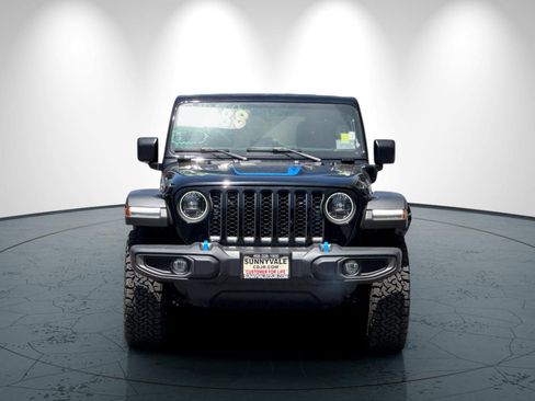 New 2023 Jeep Wrangler Unlimited Rubicon 4xe w/ Cold Weather Group AWD/4WD image 9
