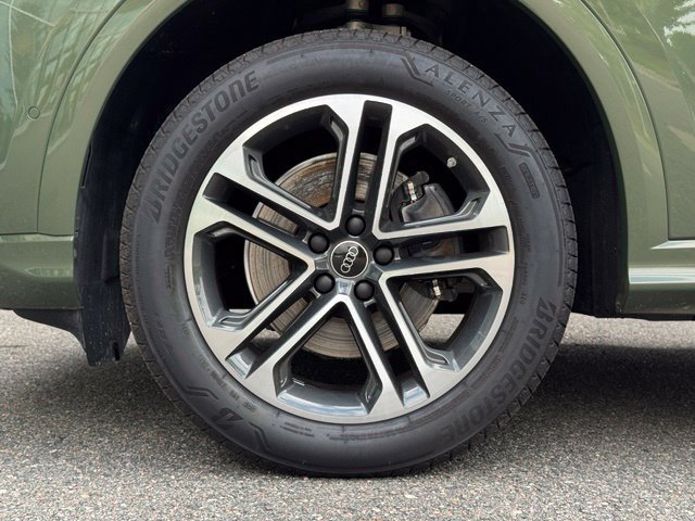 Certified 2025 Audi Q5 Premium w/ Convenience Package AWD/4WD image 5