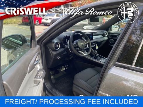 New 2024 Alfa Romeo Tonale Veloce image 19