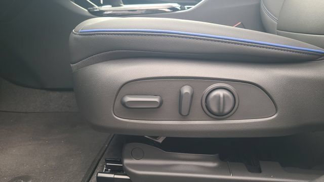 New 2026 Buick Envista Sport Touring w/ Convenience I Package FWD image 12