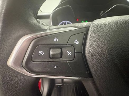 Used 2021 Chevrolet TrailBlazer LT w/ Sun and Liftgate Package FWD image 18