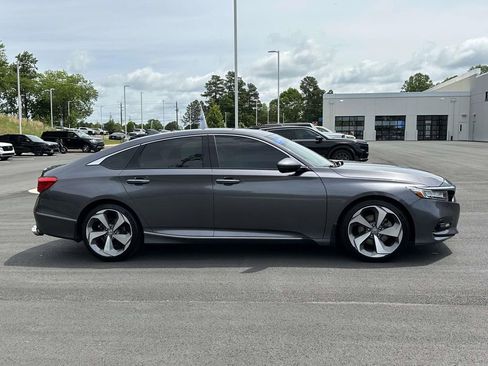 Used 2019 Honda Accord Touring image 28