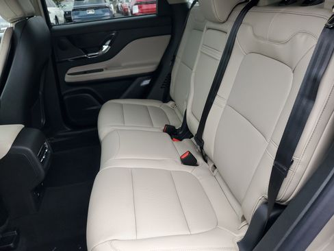 New 2026 Lincoln Corsair Premiere image 28