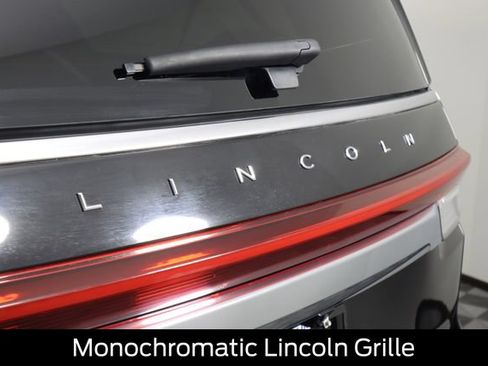 Used 2023 Lincoln Navigator L Reserve w/ Equipment Group 201A AWD/4WD image 28