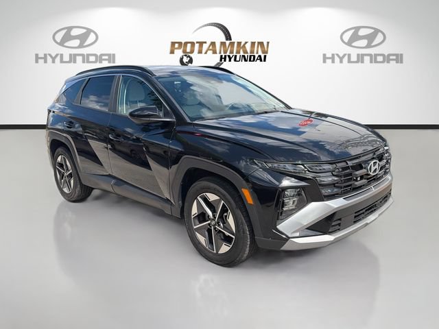 Certified 2025 Hyundai Tucson SEL FWD image 3