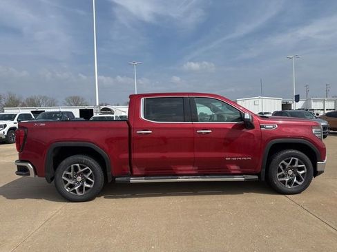 New 2026 GMC Sierra 1500 SLT w/ SLT Premium Plus Package AWD/4WD image 2