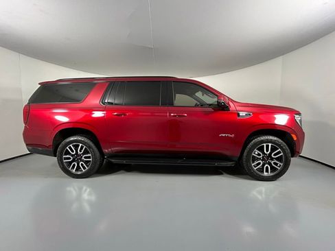 Used 2023 GMC Yukon XL AT4 w/ Technology Package image 8