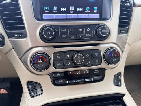 Used 2019 GMC Yukon Denali w/ Denali Ultimate Package AWD/4WD image 22