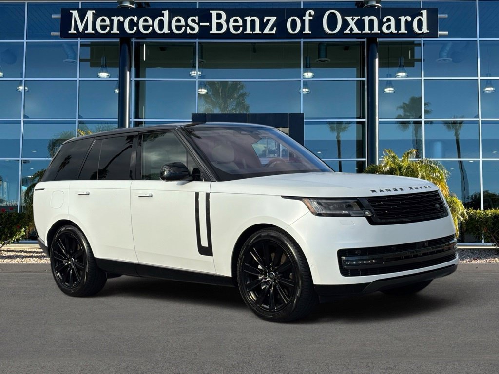 Used 2023 Land Rover Range Rover SE AWD/4WD image 2