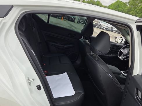 New 2026 Nissan Altima 2.5 SV FWD image 12