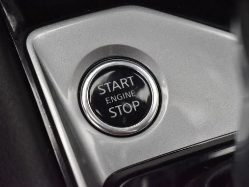 Used 2024 Nissan Altima 2.5 SV AWD/4WD image 20