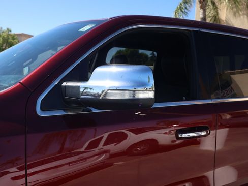 Used 2020 RAM 1500 Limited image 15