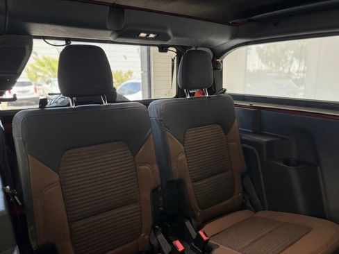 Used 2023 Ford Bronco Outer Banks AWD/4WD image 16