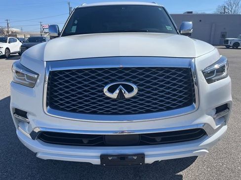 Used 2024 INFINITI QX80 Sensory w/ All-Season Package image 8