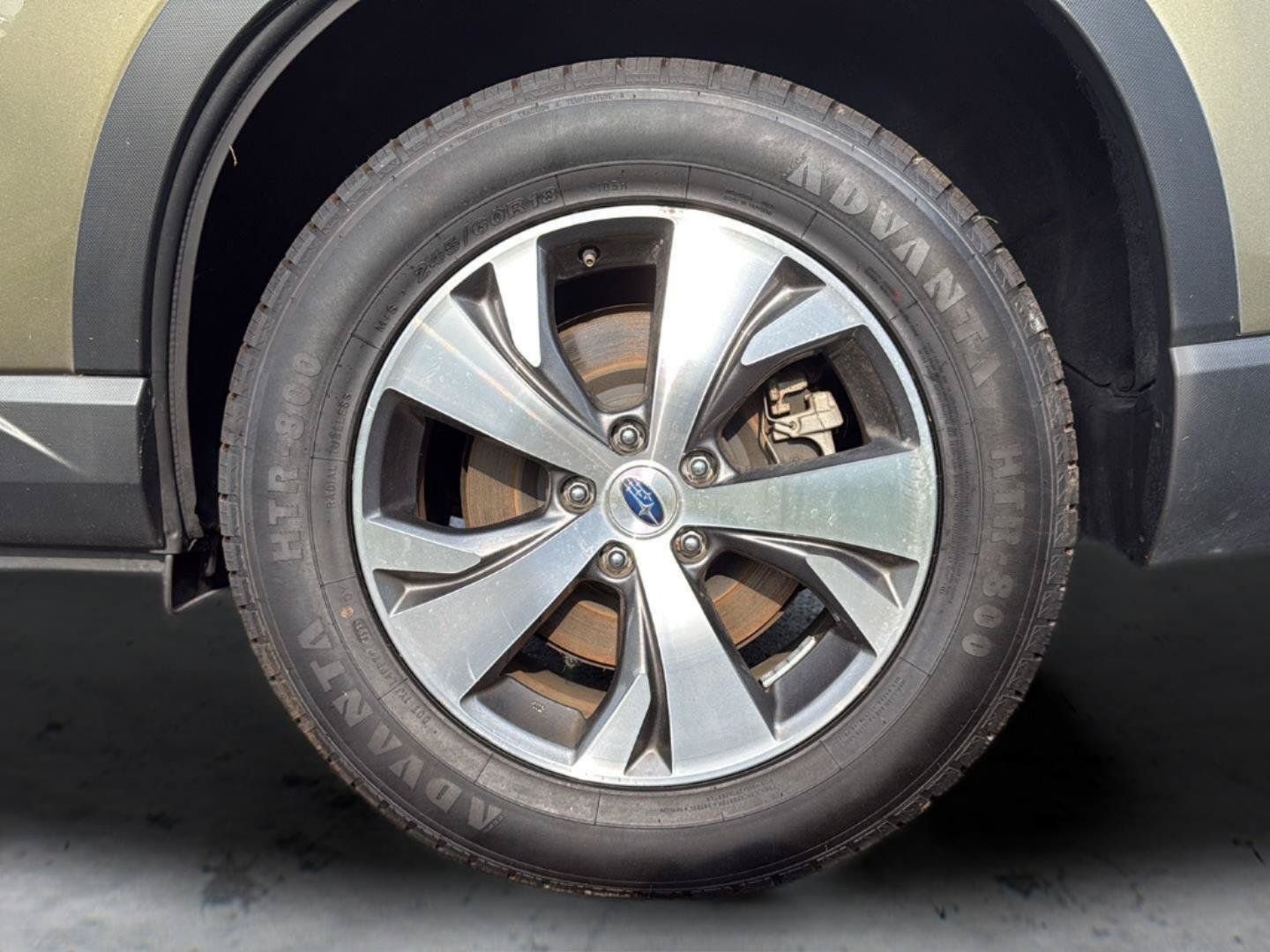 Used 2025 Subaru Ascent Premium AWD/4WD image 16