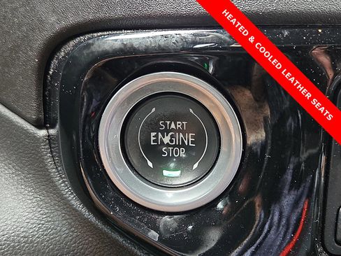 Used 2024 Chevrolet Silverado 1500 High Country w/ Technology Package AWD/4WD image 20