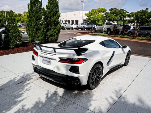 Used 2026 Chevrolet Corvette Stingray Coupe w/ 1LT RWD image 10