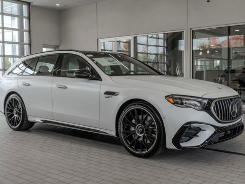 New 2026 Mercedes-Benz E 53 AMG 4MATIC Sedan image 12