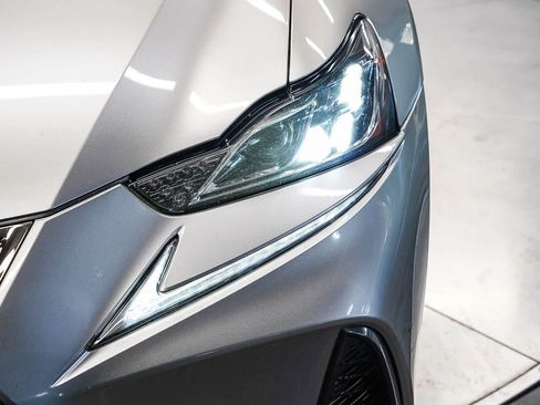 Used 2019 Lexus IS 300 w/ Navigation Package RWD image 7