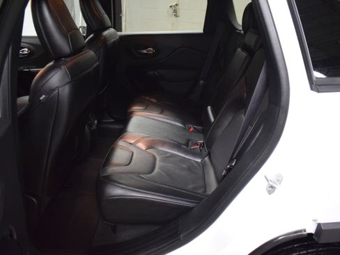 Used 2023 Jeep Cherokee Altitude Lux image 8