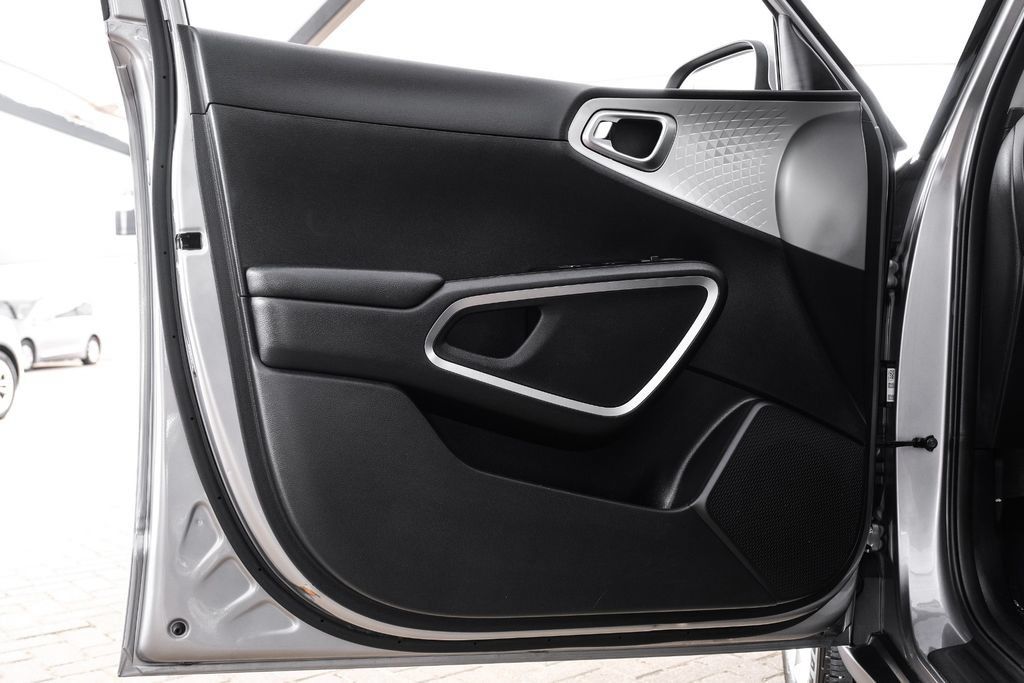 Used 2022 Kia Soul LX w/ Technology Package FWD image 40