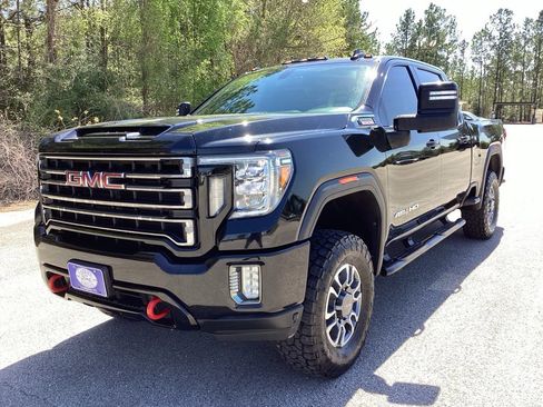 Used 2021 GMC Sierra 2500 AT4 image 3