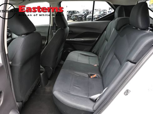 Used 2023 Nissan Kicks S FWD image 20