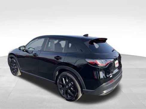 Used 2025 Honda HR-V Sport image 5