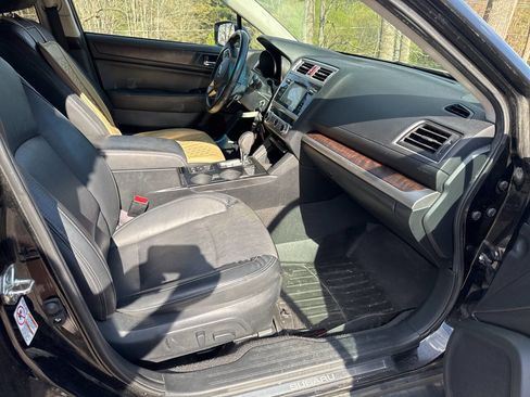 Used 2015 Subaru Outback 2.5i Limited image 14