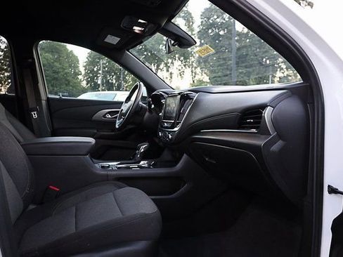 Used 2023 Chevrolet Traverse LT w/ LPO, Cargo Package image 25