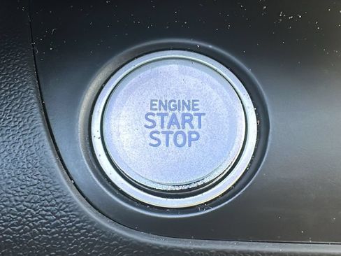 Used 2024 Hyundai Elantra SEL FWD image 23