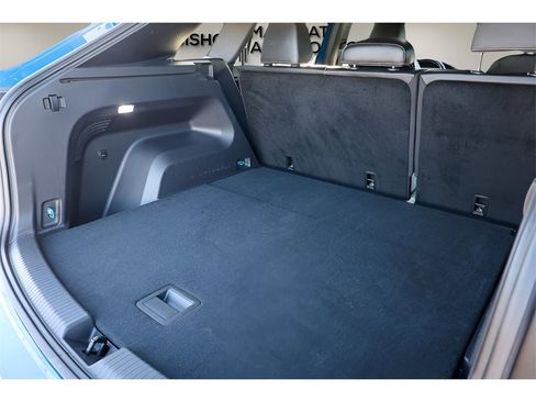 Used 2025 Volkswagen Atlas Cross Sport SE image 28