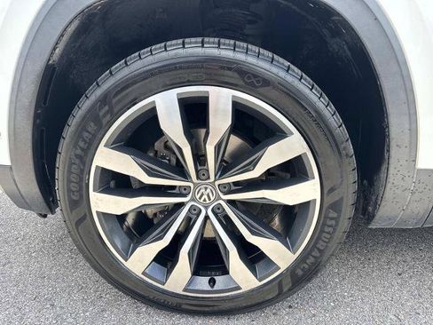 Used 2019 Volkswagen Atlas SEL Premium AWD/4WD image 9