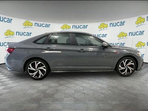 Used 2023 Volkswagen Jetta GLI Autobahn FWD image 9