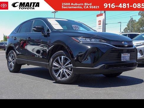 Certified 2022 Toyota Venza LE AWD/4WD image 1