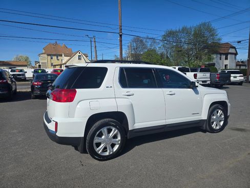 Used 2017 GMC Terrain SLE w/ Convenience Package image 5