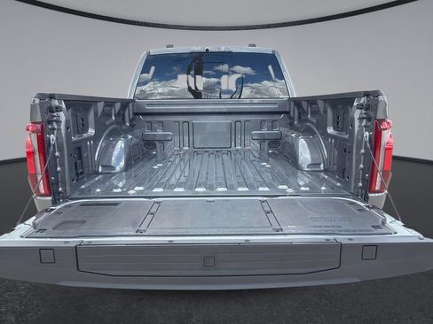 Used 2025 Ford F150 Raptor AWD/4WD image 13