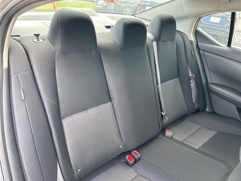 New 2025 Nissan Sentra SV image 39